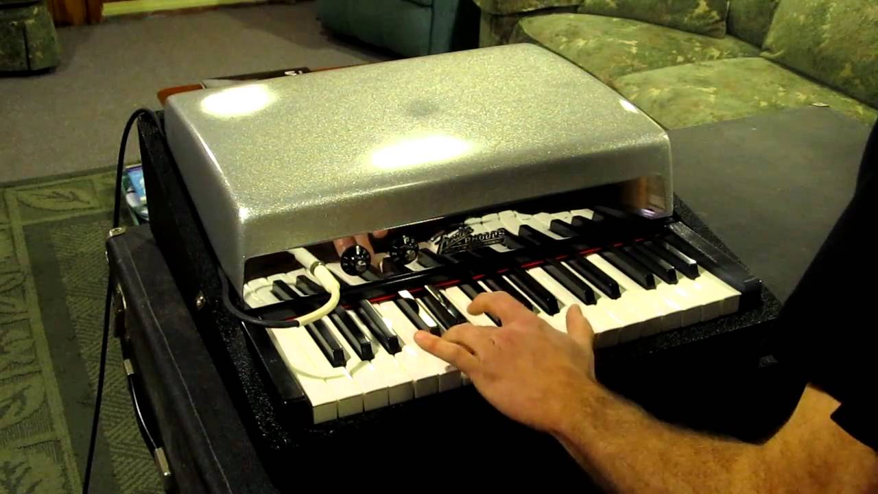 1966 Fender Rhodes Piano Bass Demo 5