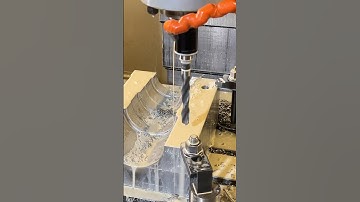 Drilling #cnc #cncmill #plasticmanufacturing #cncmilling #plasticmolding #powermill #drilling