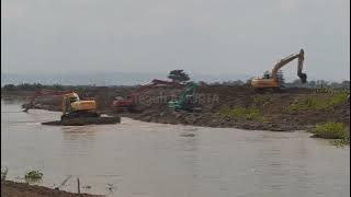 SUARA MESIN ALAT BERAT MERAUNG,BERPACU DENGAN WAKTU 😱❗SEBELUM TURUN HUJAN