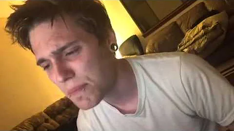 White Kid Kills Rap Beat