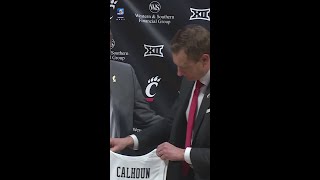 Bob Huggins returns to Cincinnati, praises new UC basketball coach Calhoun