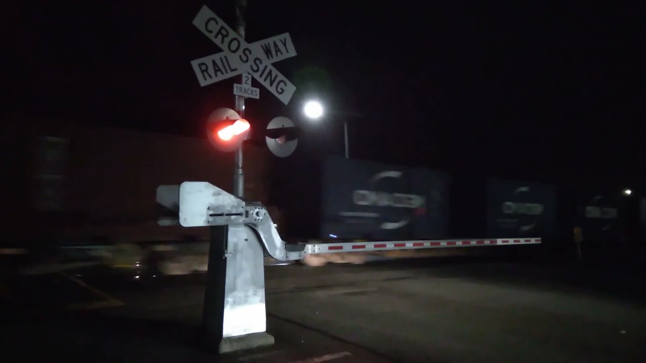Container Transfer Shunt at Selwyn Street with EFI locos