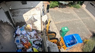 Split Body Labrie Automizer Garbage Truck Hopper Video - Crushing Recycling and Compost