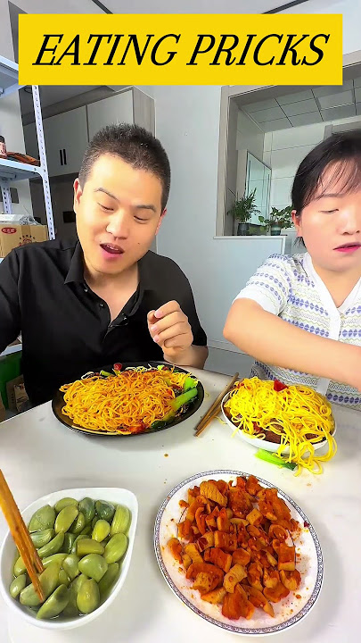 Stupid husband eats alone, so he shouldn't eat braised pork #food #funny #mukbang #eating #eat