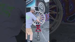 How to polish forged wheels #forgedwheels #liftedtrucks #metalpolishing #detailing #metalpolish