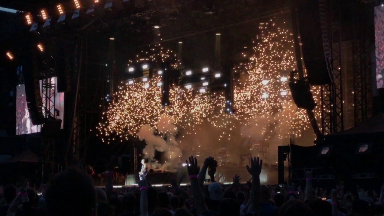Rammstein - Ich will - live in Prague - YouTube