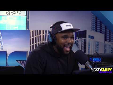 Da Brat Spits Hot Fire + Headkrack Freestyles About Meek Mill, VMAs & More