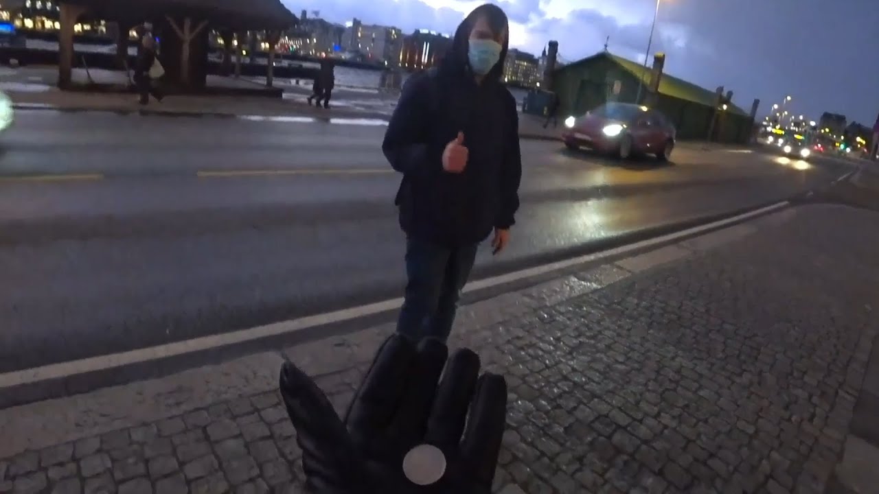 Nmplol gets IRL dono