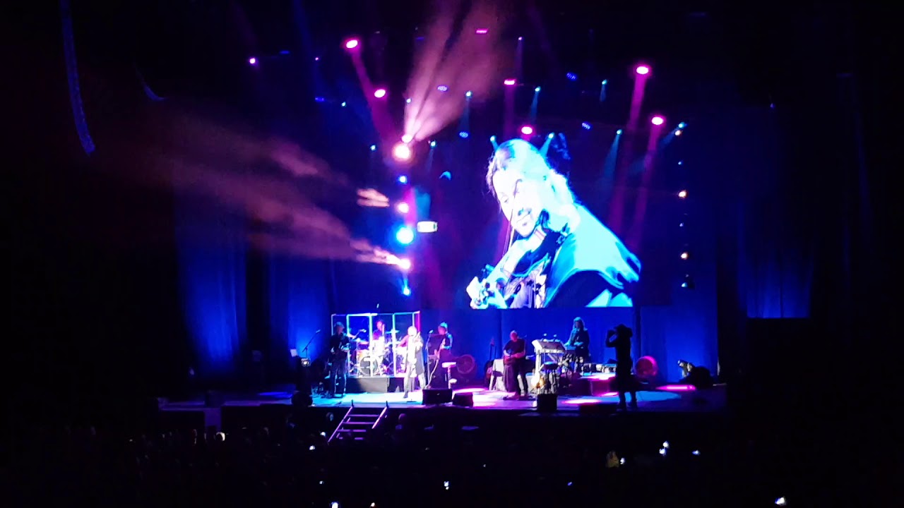 David Garrett - Nah Neh Nah - Vilnius, 2017.12.07, Explosive tour - YouTube