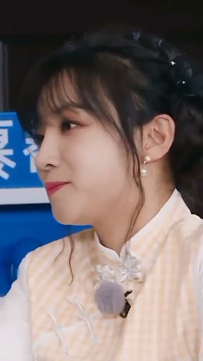 Moment Lucas with Yuqi in running man china 😍😍 #lucas #yuqi #nct #wayv #gidle #shorts #viral #kpop