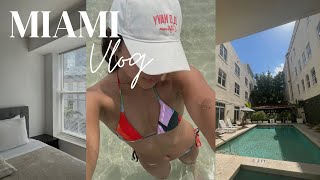 Miami Vlog 2022 🌴  || Girl’s trip!! // Ocean Drive, South Beach, Superblue!