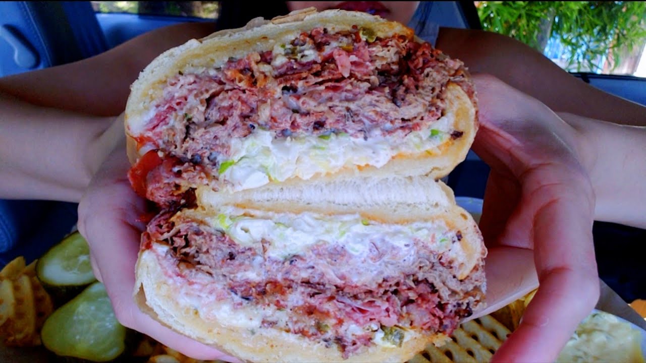 ASMR EATING BEST PASTRAMI SANDWICH WAFFLE FRIES CAR MUKBANG REAL Sound 먹방 TWILIGHT SHOW