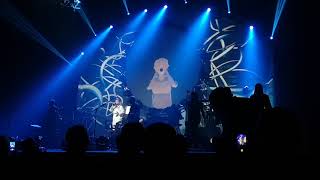 Brit Floyd - Comfortably Numb