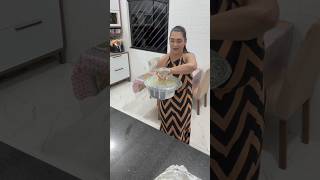 She Maked A Cake In First Day  sound