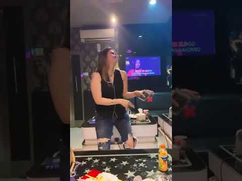 kejadian lucu di room karaoke