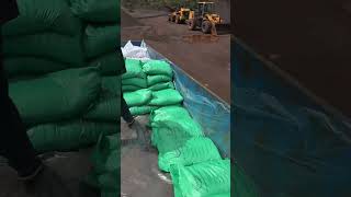 Manganese dioxide is exporting. 008618037469723 WhatsApp