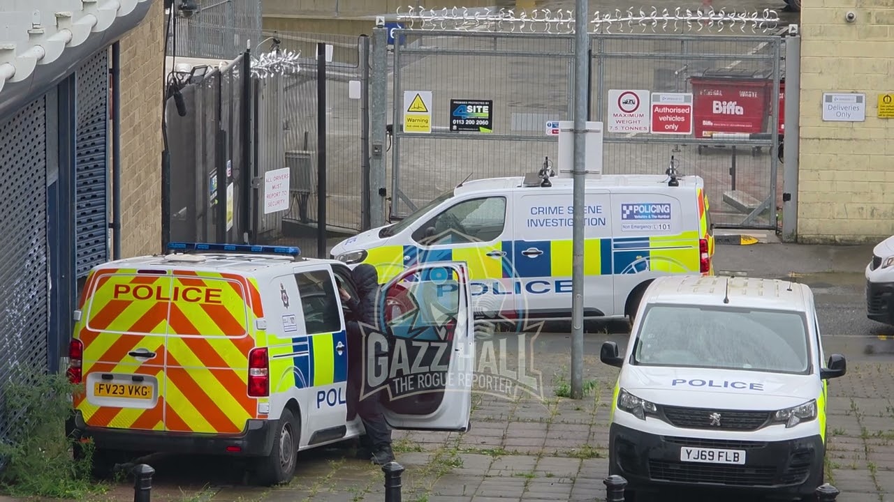 crime scene investigators are currently at TJ Hughes witness @🇬🇧The boss Firework🇬🇧