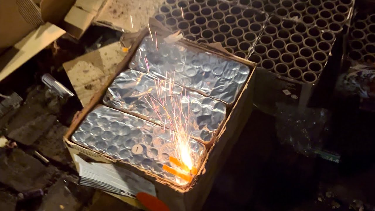 Event Scorpion Box 100s - Rubro Vuurwerk | Oud en Nieuw (straatfilm)