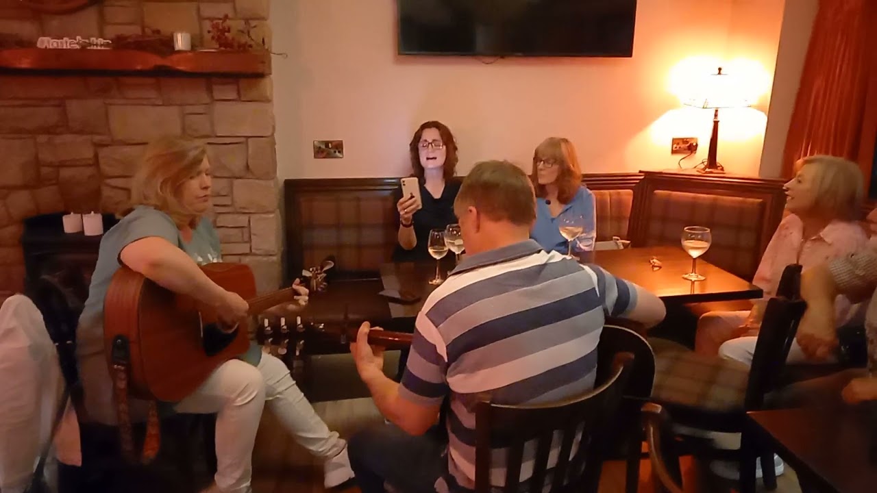 @ The Leitrim Inn and Blueway Lodge