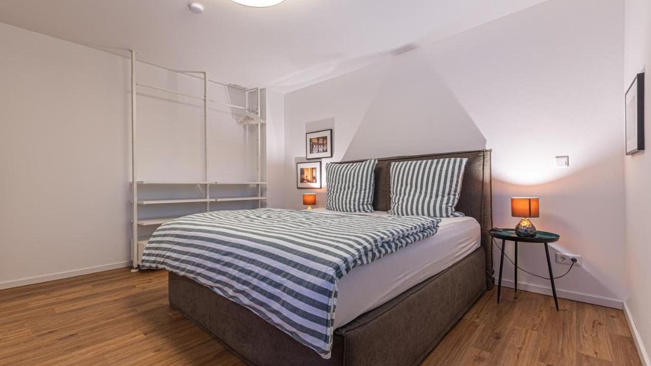 B26 Apartments Unterwegs zu Hause, Willich, Germany YouTube