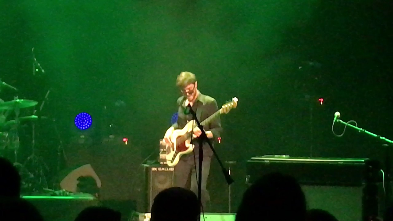 "Beastly Solo" - Vulfpeck /// Watch Joe Dart trustfall back into that Beastly groove