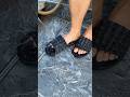 Dép quai ngang vân cá sấu siêu nhẹ và bao êm của Tipono #tipono #depquaingang