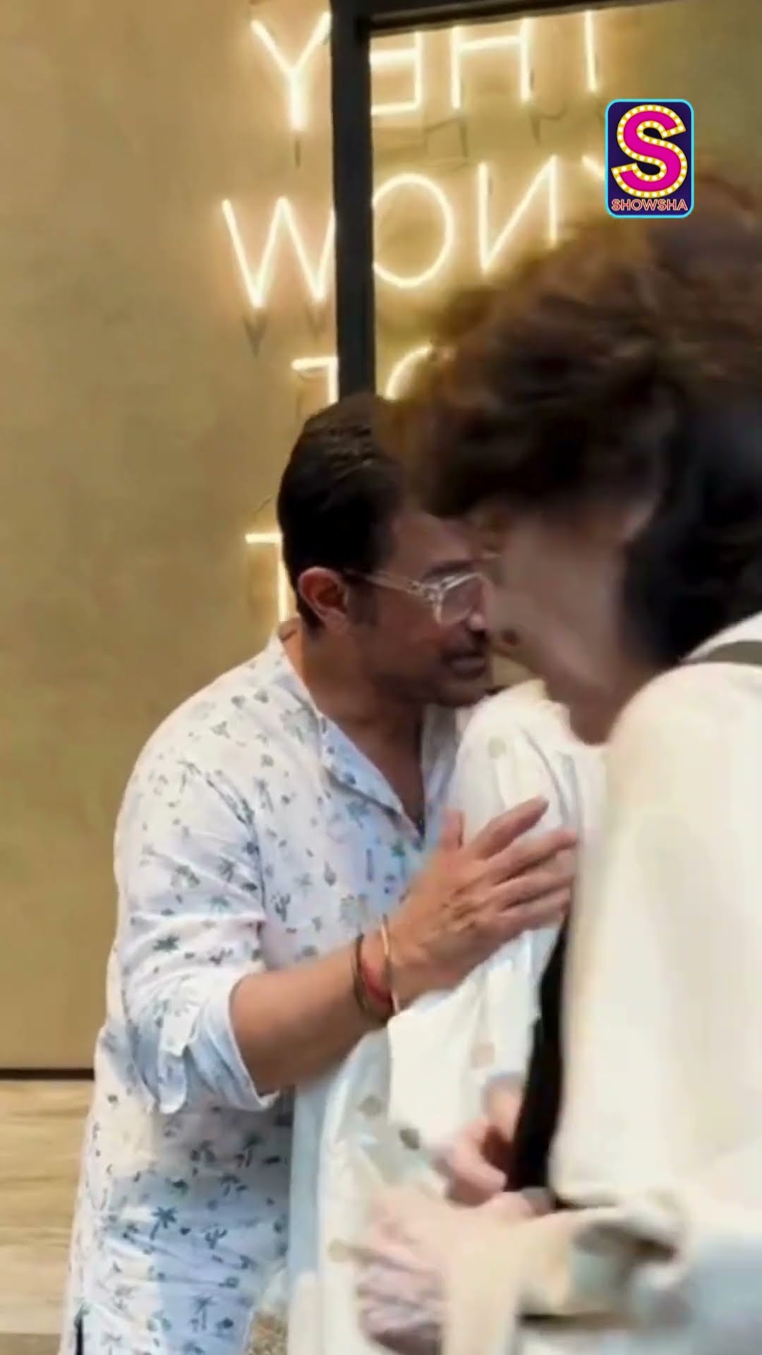 Catch This Wholesome Interaction Between Amir, Ira, Rajkumar Santoshi \u0026 Rekha! | N18S | #viral