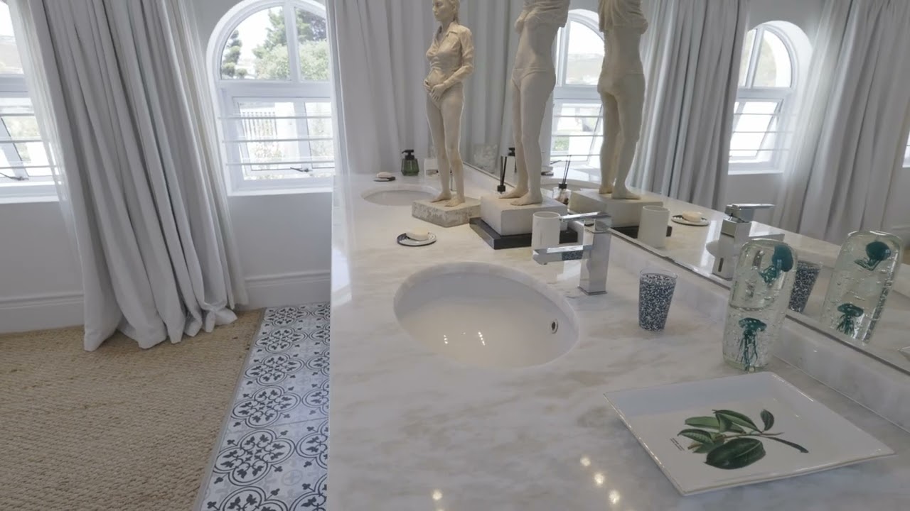 Seeff Plettenberg Bay Seaside Longships