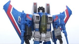 Video Review of the Toys R Us Exclusive: Masterpiece Thundercracker