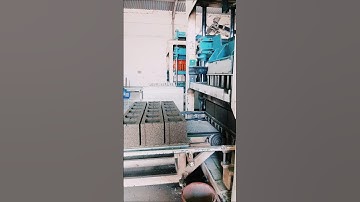 Advanced technology high performance. #smartblockline #concreteblocks #blockproduction