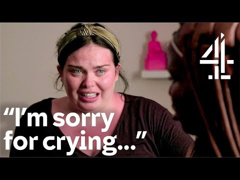 Scarlett Moffatt Breaks Down Over The Himba Women’s Perspective on Female Beauty