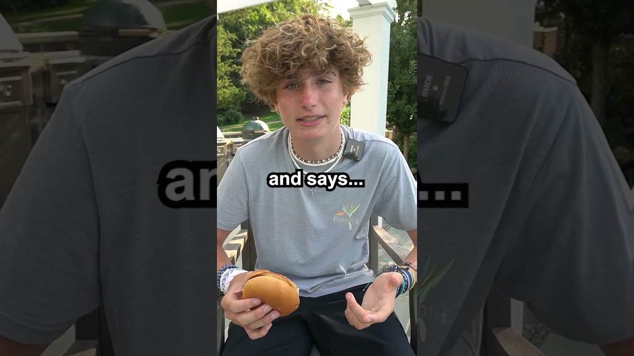 Eating Cartoon Foods: IRL 🍔