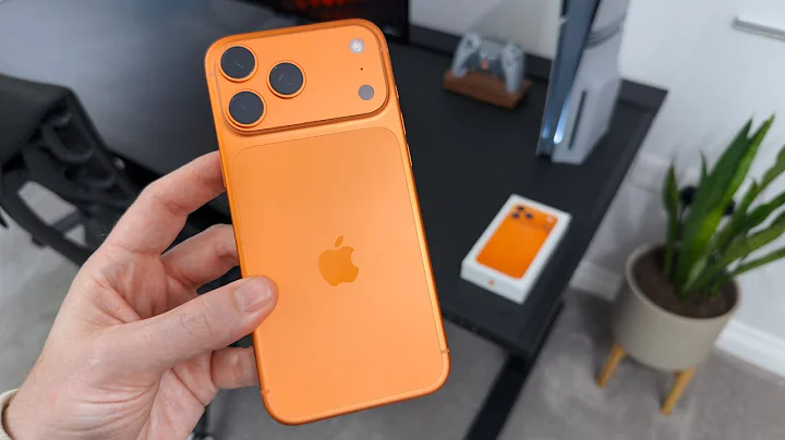 iPhone 17 Pro Max: Unboxing + Hands-On thumbnail