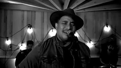 Loa Greyson - Eleni (Live at Empower Logic Studio)...