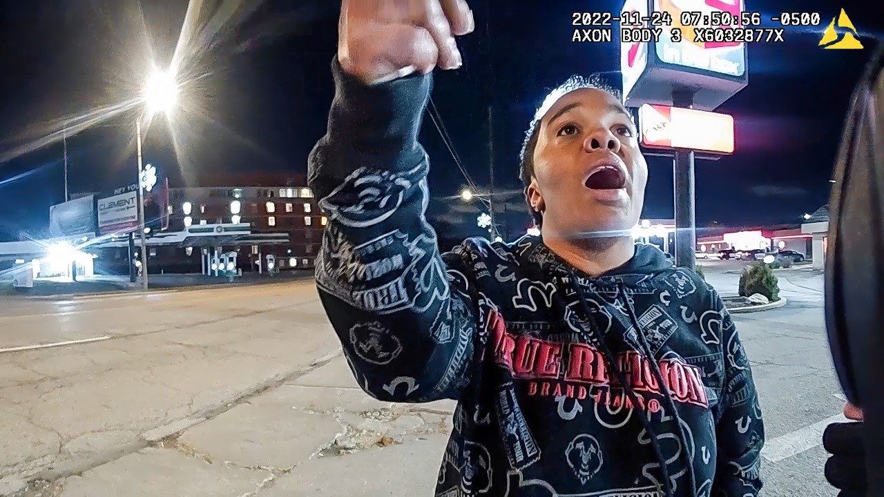 Wannabe Thug Tries to Intimidate Police, Ends Badly