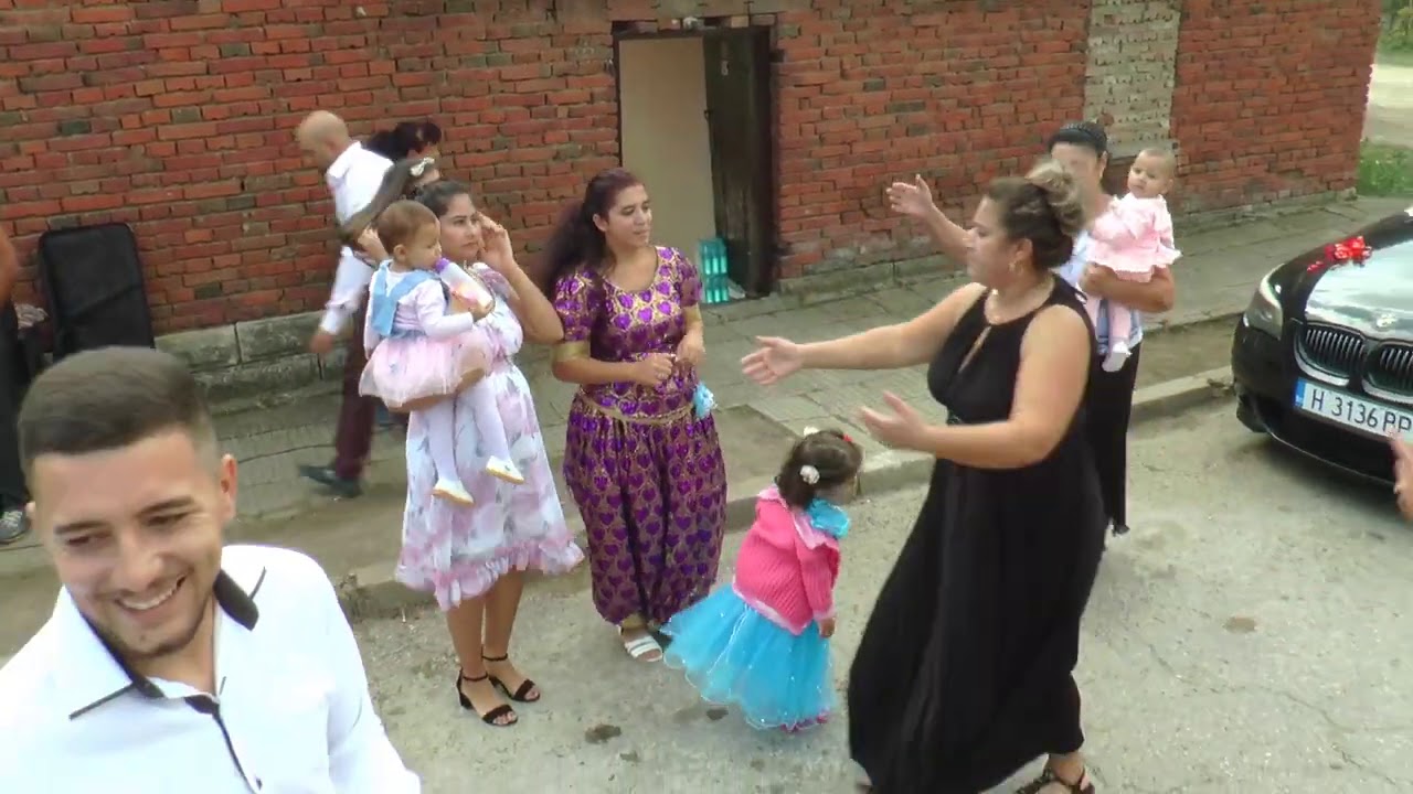 GELIN ALISI AIHAN VE EMINE PET MOGILI