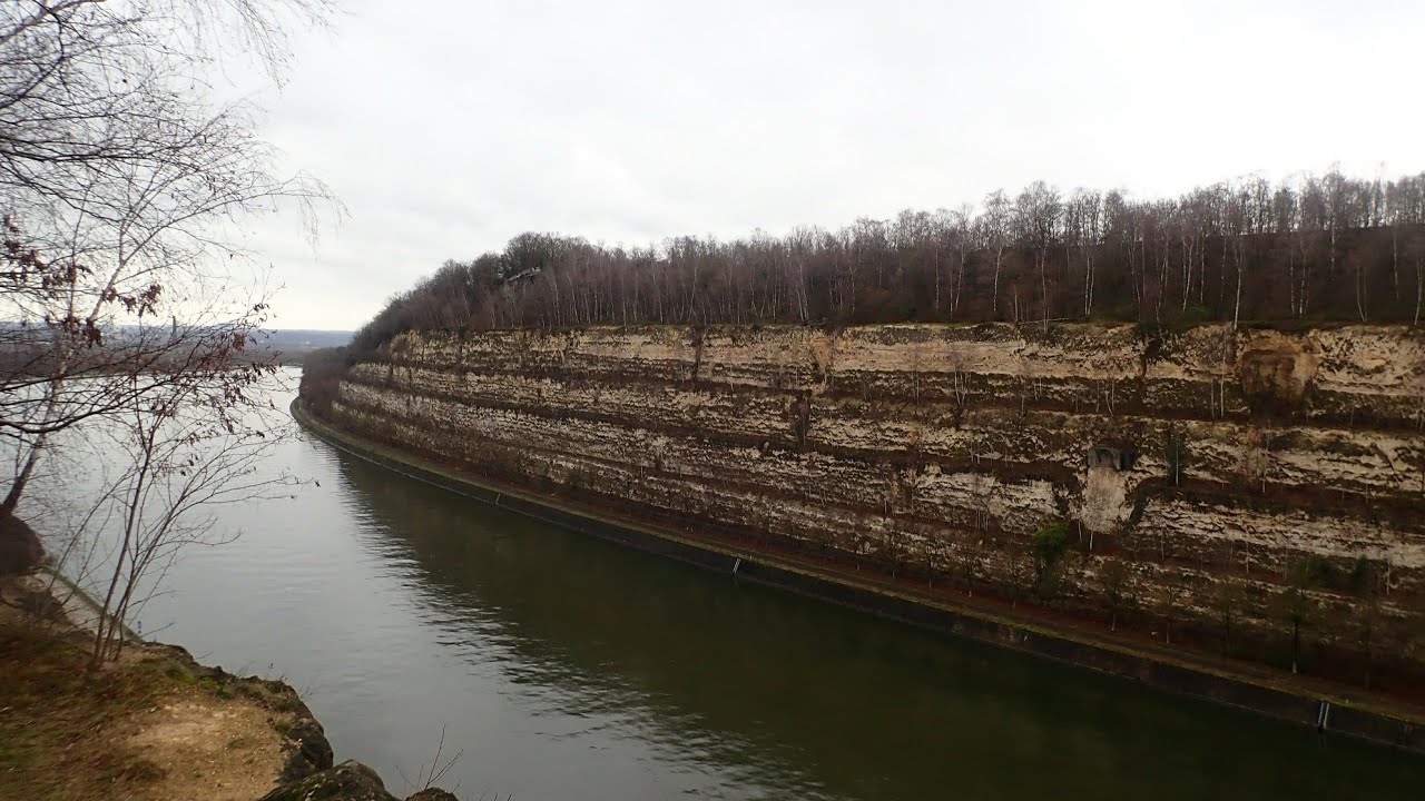 Op vakantie naar Valkenburg & De Verloren Vallei op het Plateau van Caestert bezoeken; 