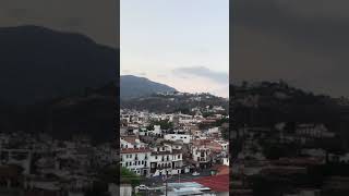 Las Campanas En Mi Hermoso Pueblo