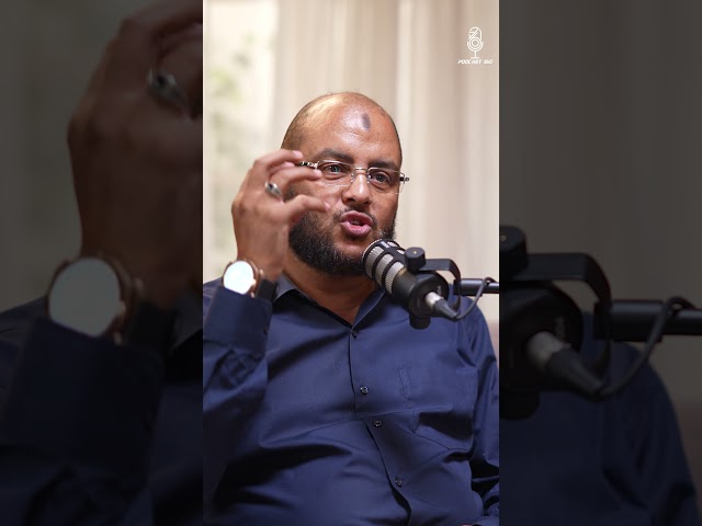 الرئيسية 9 كم كان يبلغ عمر عثمان أثناء الحصار والفتنة ؟