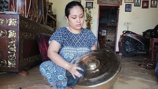 NGRESIK I GAMELAN DI RUMAH SENTOLO