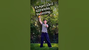 April 23 means it’s time for patterns of the 423 variety! #juggling #circus #flow #423