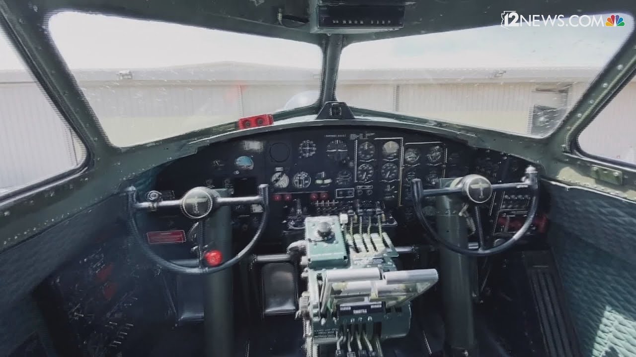 b 17 cockpit