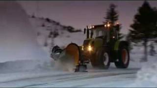 Claas Traktoren im Winterdienst