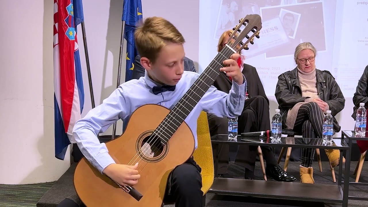 Leonardo Mirković - Glazbena škola Blagoja Berse - (gitara)