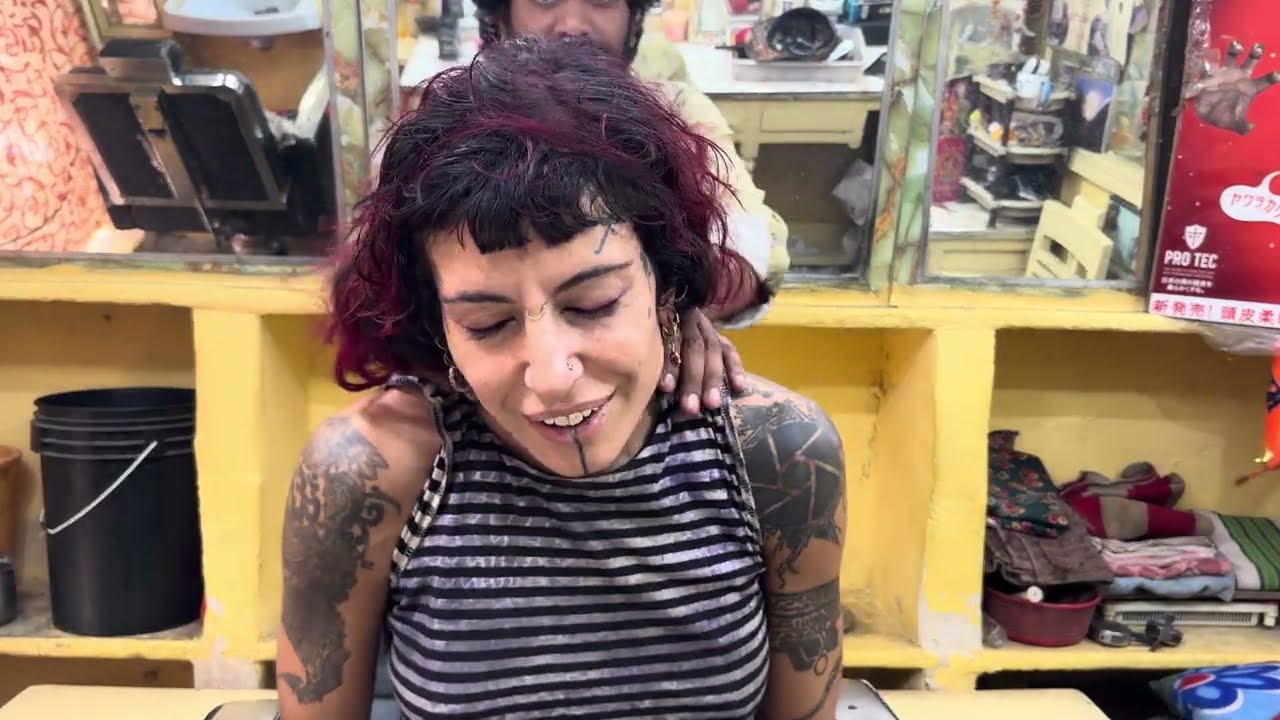 Cosmical Massage That Keeps Body Healthy Indian Massage Junior Baba Sen