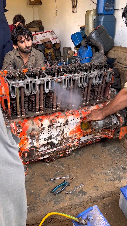 Roadroller Diesel Engine Rebuild starting