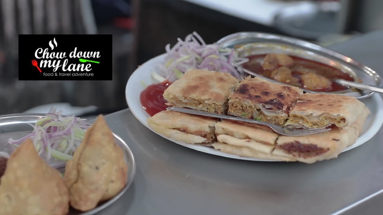 BEST Kolkata Snacks and Sweets in Pune - Rolls, Mughlai Paratha, Chicken and Veg Cutlet etc. | Chow down my lane
