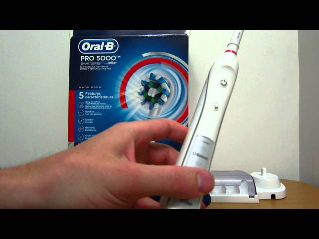 banner onvergeeflijk gisteren Oral-B Pro 5000 Smart Series Toothbrush Review - YouTube
