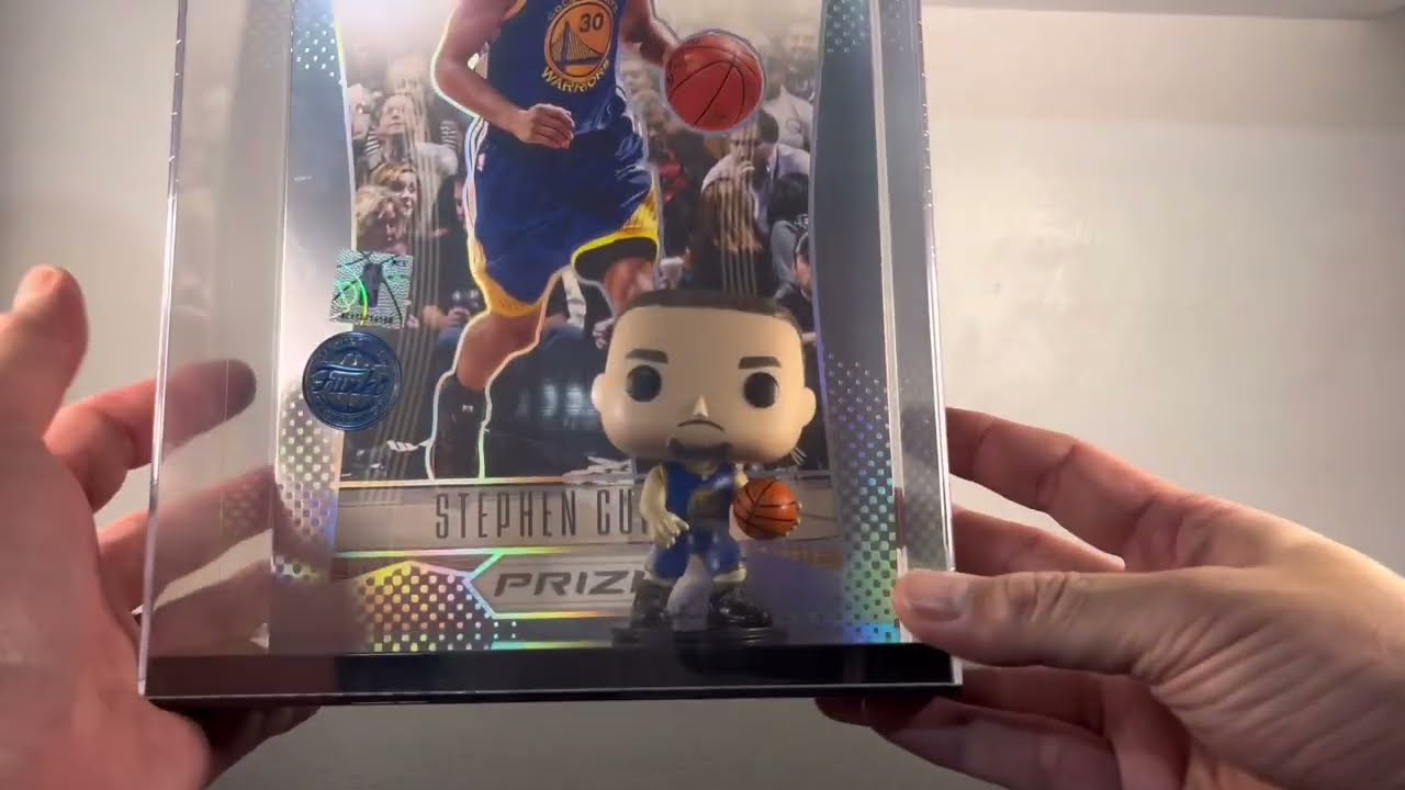 Funko Pop! Trading Card: Stephen Curry '12 Panini Prizm Vinyl Figure (Walmart Exclusive)