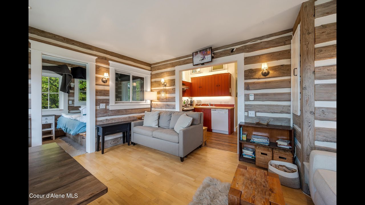 Homes for sale - 197 Mogul Hill Rd, Sandpoint, ID 83864